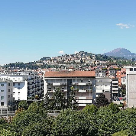 La Tua Mansarda A Bergamo Villa Buitenkant foto